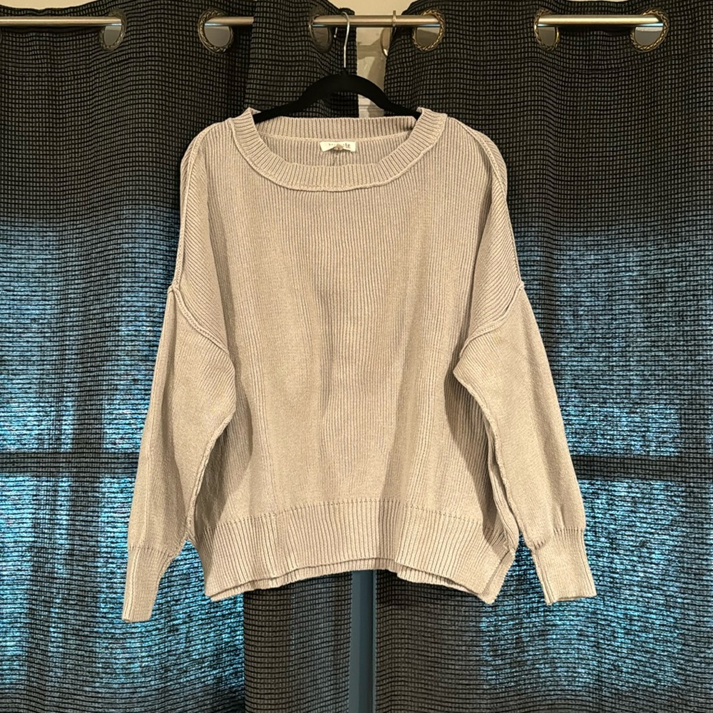 Gray sweater size medium